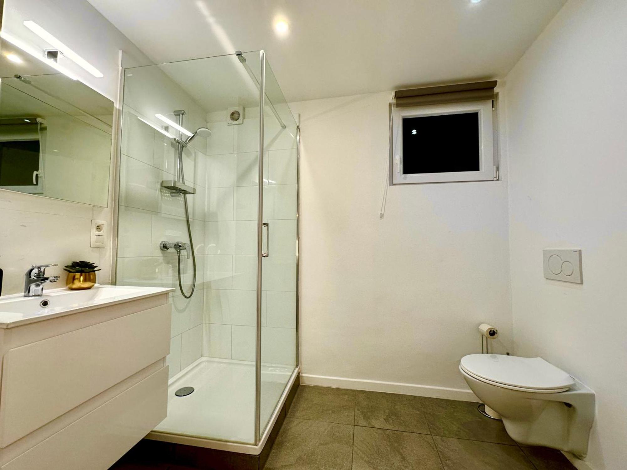 Luxury Suites Mons By Rikas Hotels المظهر الخارجي الصورة